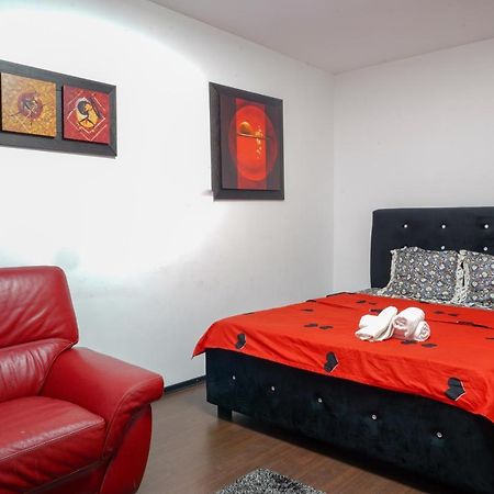 Sun Plaza Oasis With Self Check In And Fast Wifi Apartment Bucureşti Ngoại thất bức ảnh