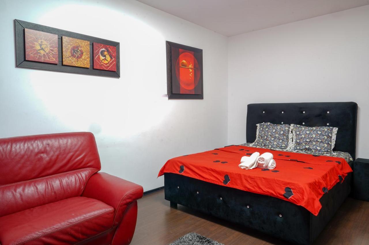 Sun Plaza Oasis With Self Check In And Fast Wifi Apartment Bucureşti Ngoại thất bức ảnh